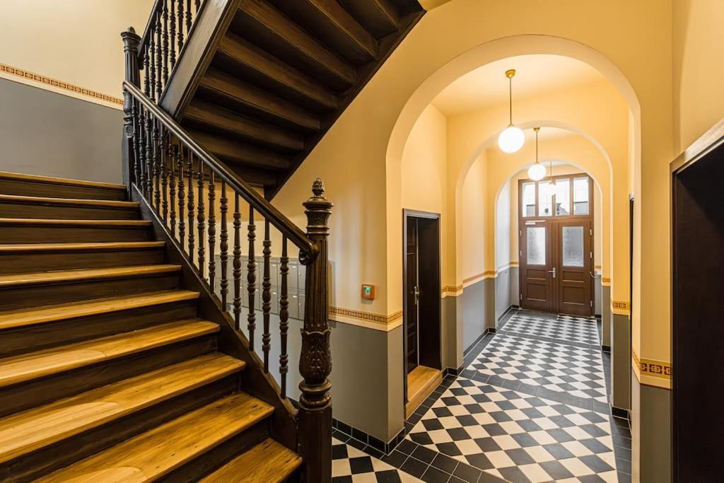 Stylisches Zentrales City-Apartment Mit 2 Balkonen Lipsk Zewnętrze zdjęcie